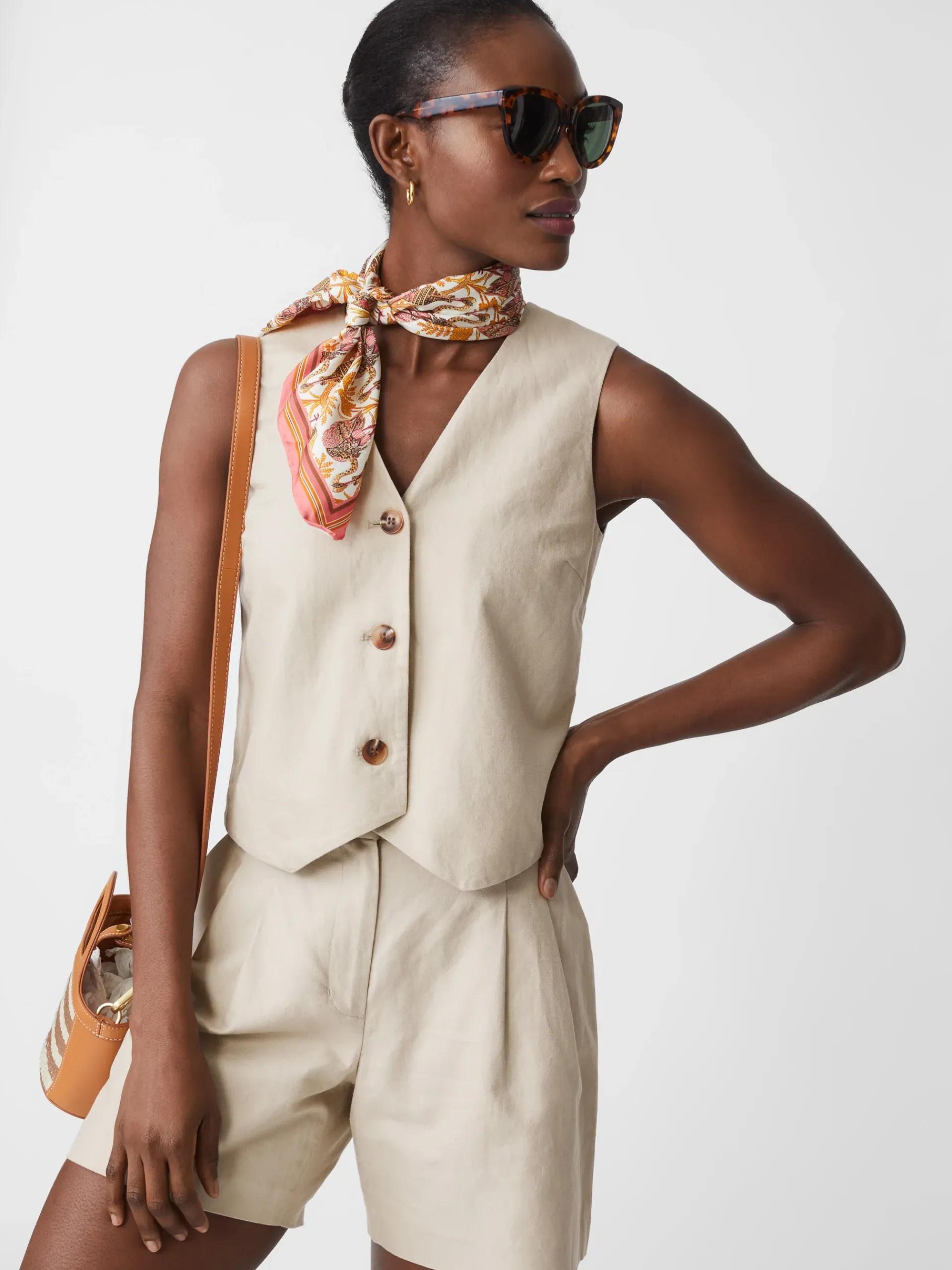 J.McLaughlin Prince Linen Shorts-Women Suits & Sets|Shorts